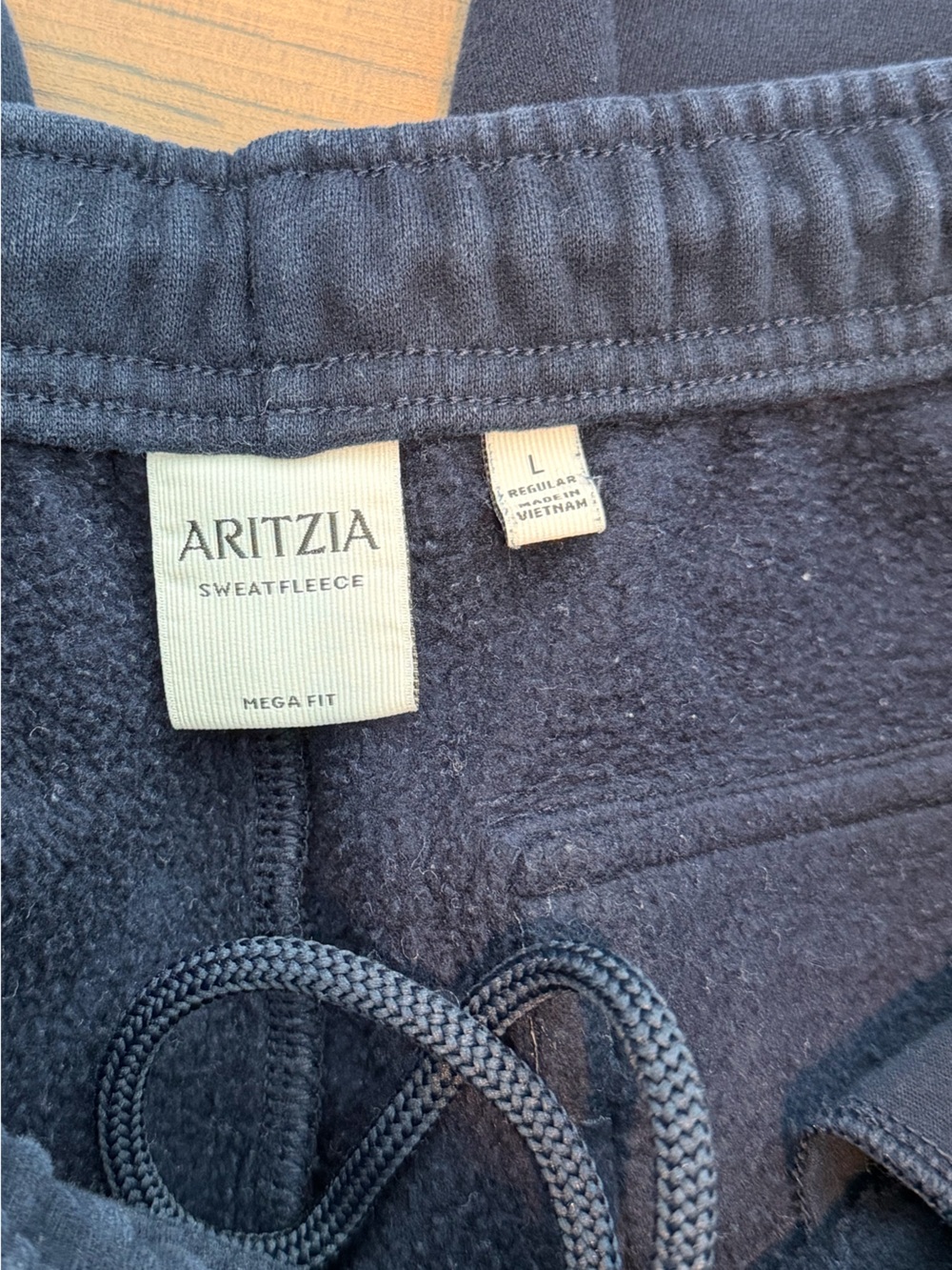 Aritzia Women’s Cozy Sweatfleece Mega Cargo Sweatpant Admiral Blue Size Large - Picture 6 of 10